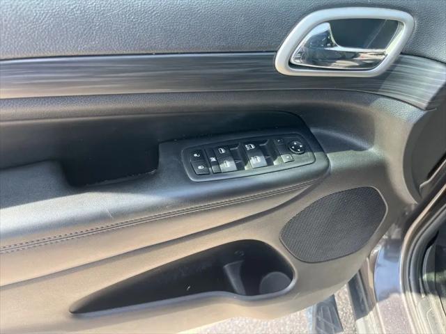 2019 Jeep Grand Cherokee Laredo E 4x4