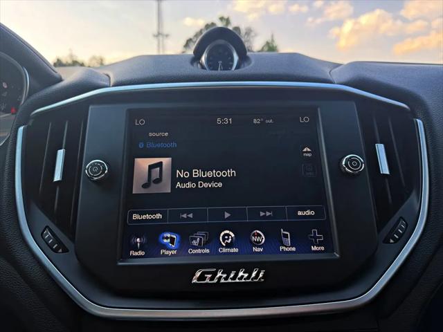 2015 Maserati Ghibli Standard