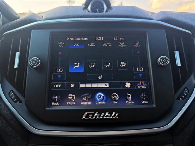 2015 Maserati Ghibli Standard