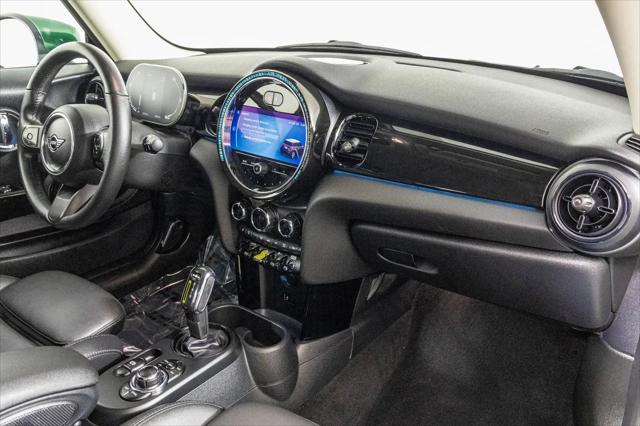 2023 MINI SE Hardtop Cooper Signature