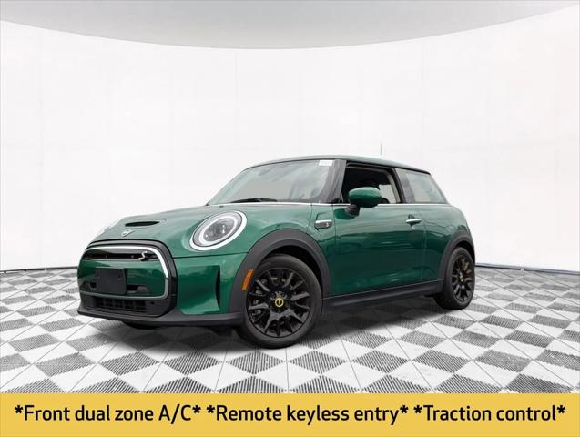 2023 MINI SE Hardtop Cooper Signature