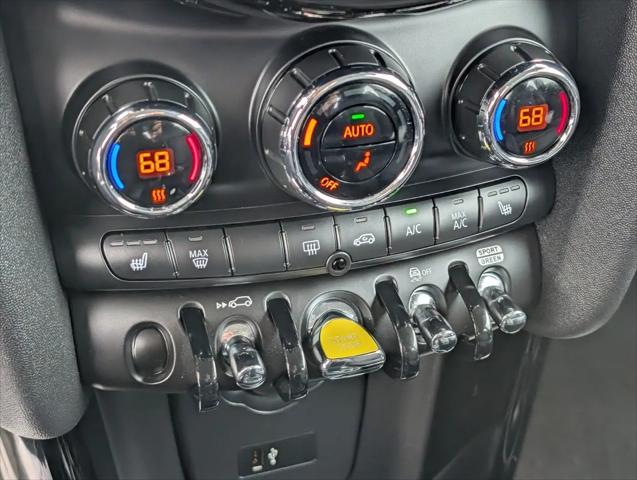 2023 MINI SE Hardtop Cooper Signature