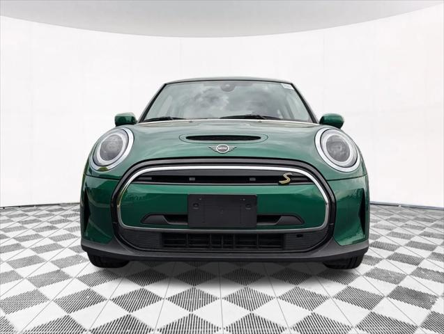 2023 MINI SE Hardtop Cooper Signature