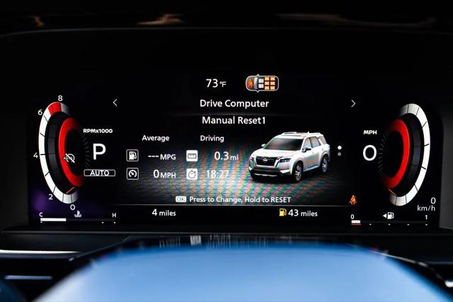 2026 Nissan Pathfinder SL