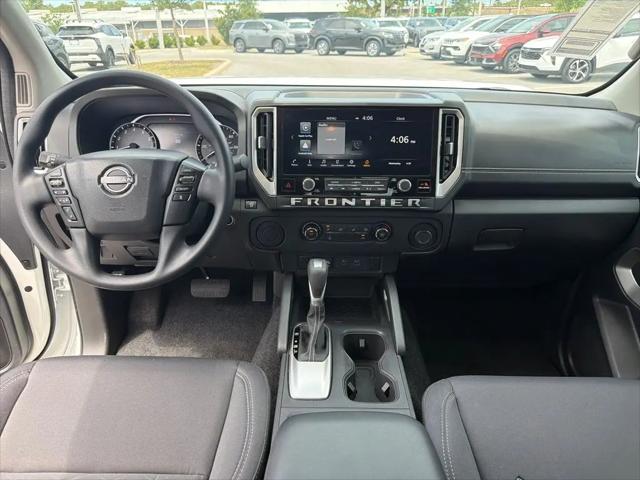 2025 Nissan Frontier King Cab SV 4x2