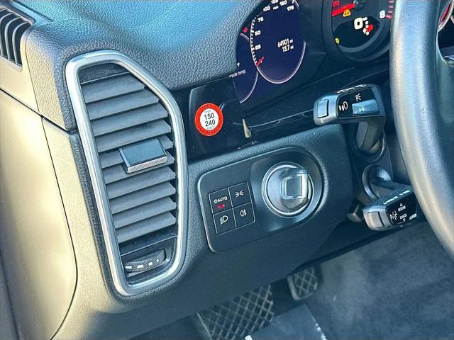 2022 Porsche Cayenne Cayenne