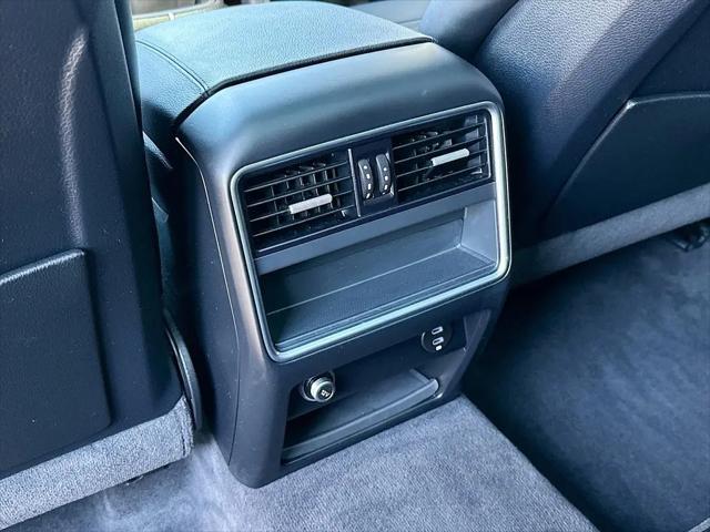 2022 Porsche Cayenne Cayenne