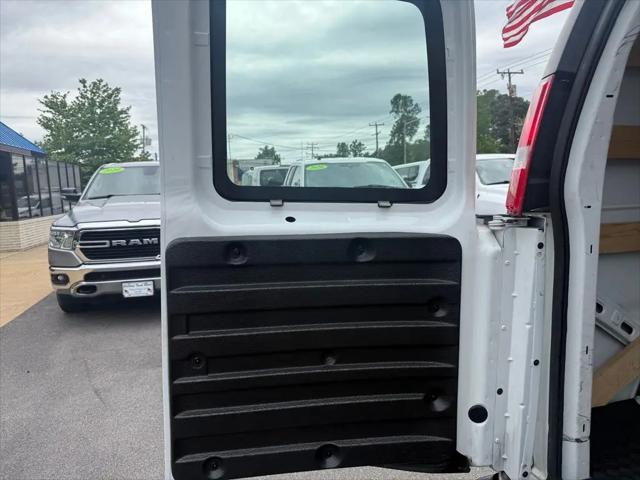 2024 GMC Savana Cargo RWD 2500 Regular Wheelbase Work Van