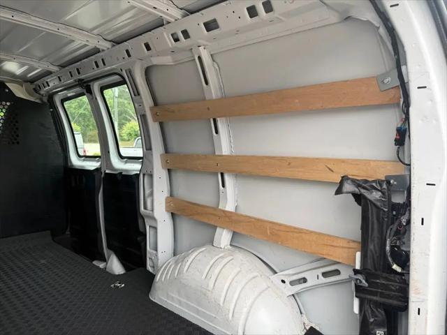 2024 GMC Savana Cargo RWD 2500 Regular Wheelbase Work Van