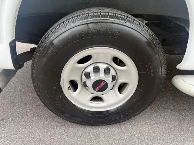 2024 GMC Savana Cargo RWD 2500 Regular Wheelbase Work Van