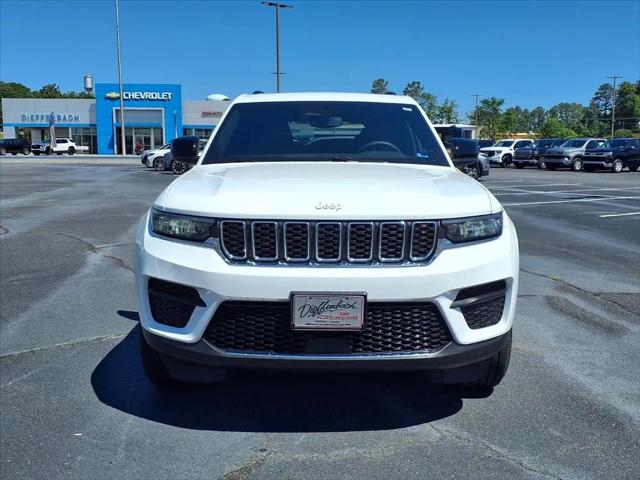 2024 Jeep Grand Cherokee Laredo X 4x4