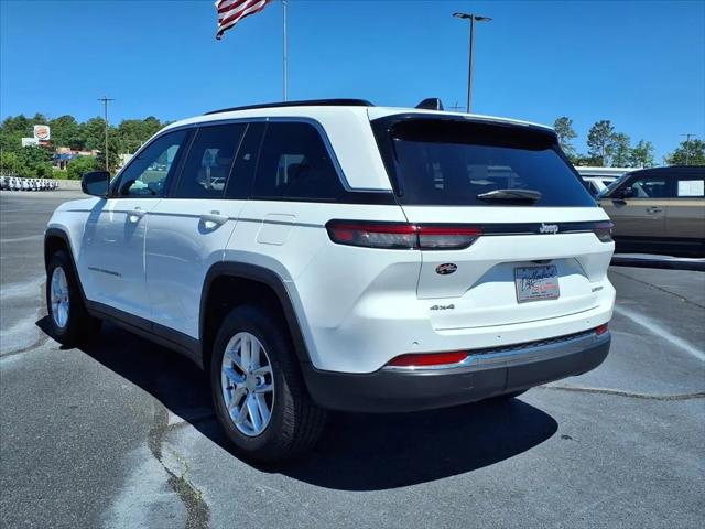 2024 Jeep Grand Cherokee Laredo X 4x4