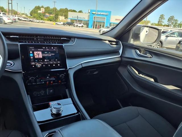 2024 Jeep Grand Cherokee Laredo X 4x4