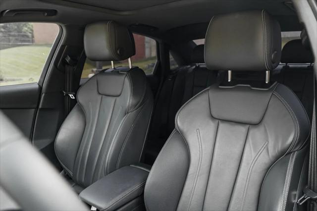 2023 Audi A4 Premium Plus 45 TFSI S line quattro S tronic