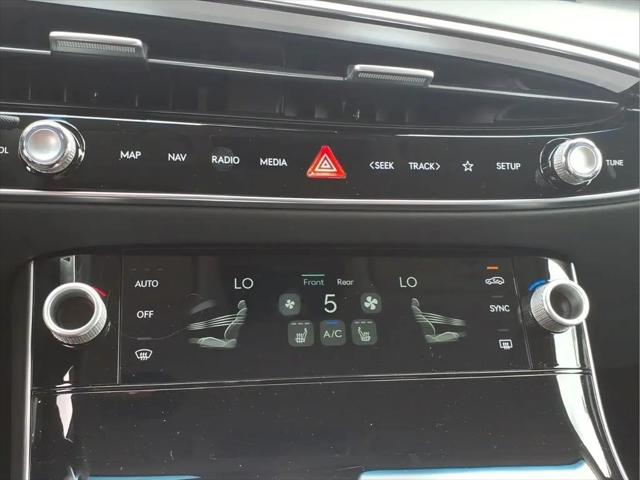 2026 Genesis GV70 2.5T