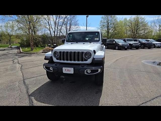 2026 Jeep Wrangler 4-Door Sahara 4x4