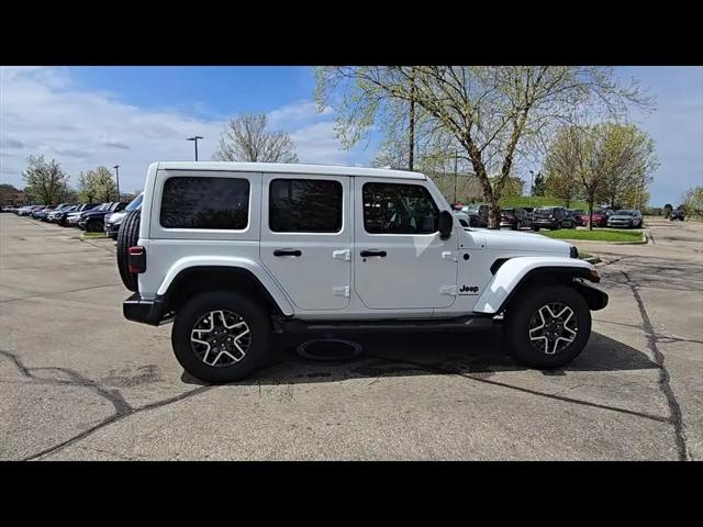2026 Jeep Wrangler 4-Door Sahara 4x4