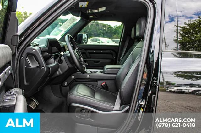 2025 Land Rover Defender 110 P400 X