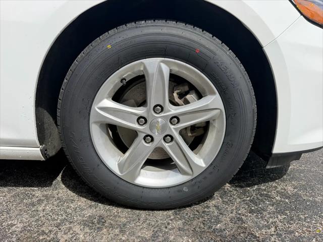 2020 Chevrolet Malibu FWD 1FL