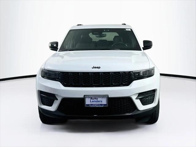 2023 Jeep Grand Cherokee Altitude 4x4