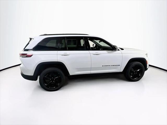 2023 Jeep Grand Cherokee Altitude 4x4