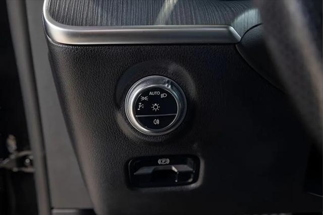 2023 Mercedes-Benz C-CLASS C 300 4MATIC Sedan