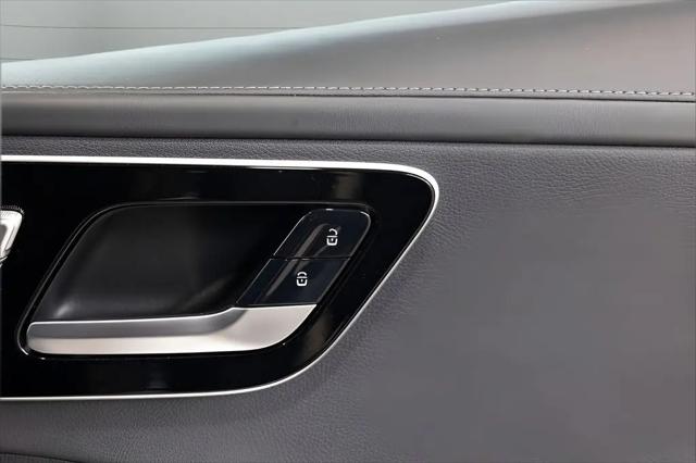 2023 Mercedes-Benz C-CLASS C 300 4MATIC Sedan