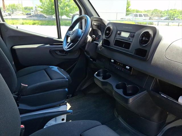 2023 Mercedes-Benz Sprinter 2500 Standard Roof 4-Cyl Gas