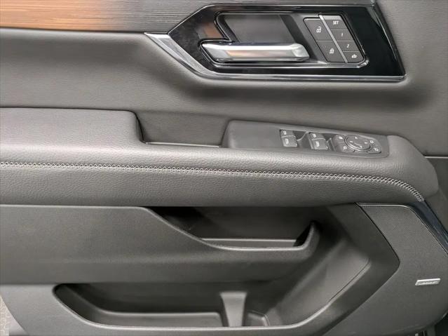 2026 GMC Yukon XL Denali 4WD