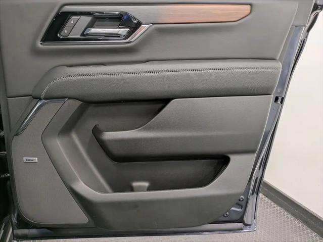 2026 GMC Yukon XL Denali 4WD