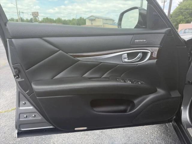 2015 INFINITI Q70 3.7X
