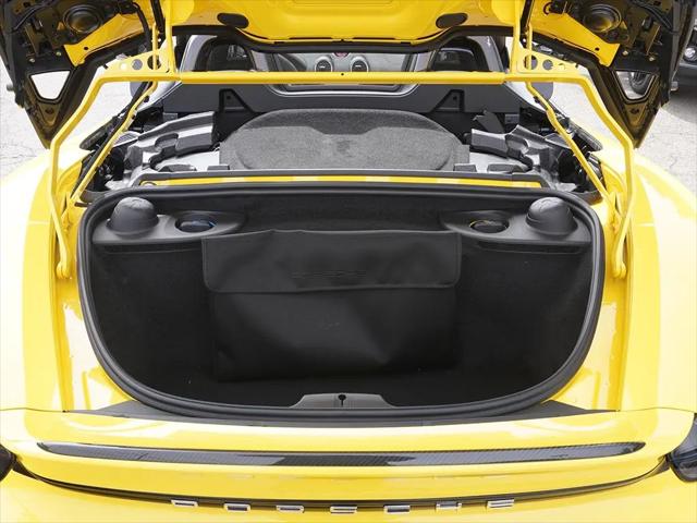 2024 Porsche 718 Spyder RS