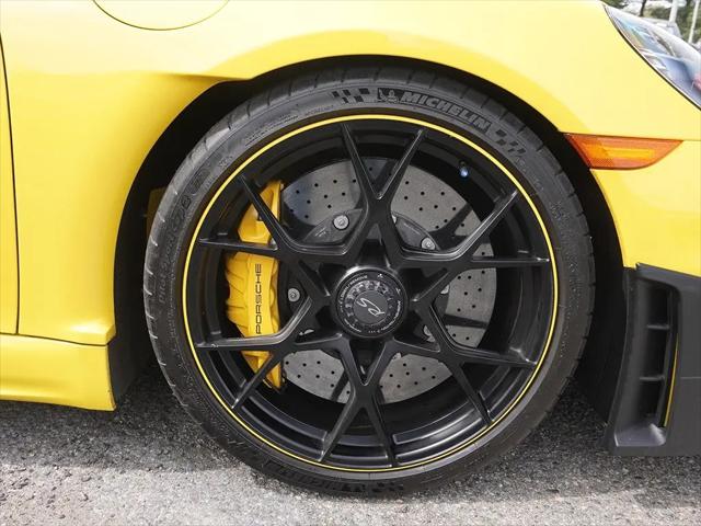 2024 Porsche 718 Spyder RS