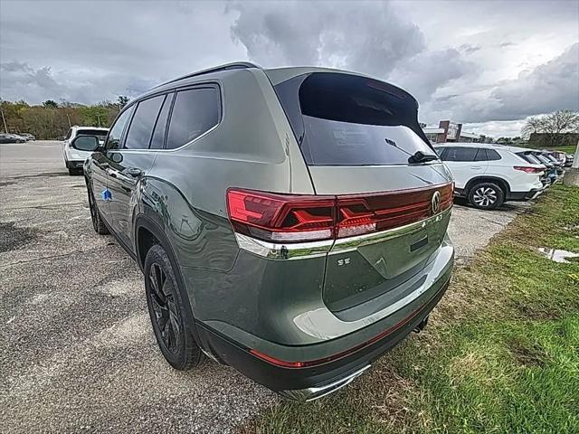 2026 Volkswagen Atlas SE with Technology