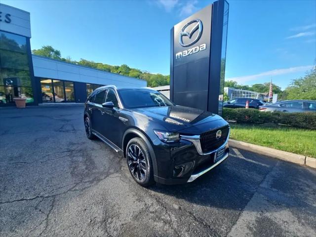 2024 Mazda X-90 Premium Plus
