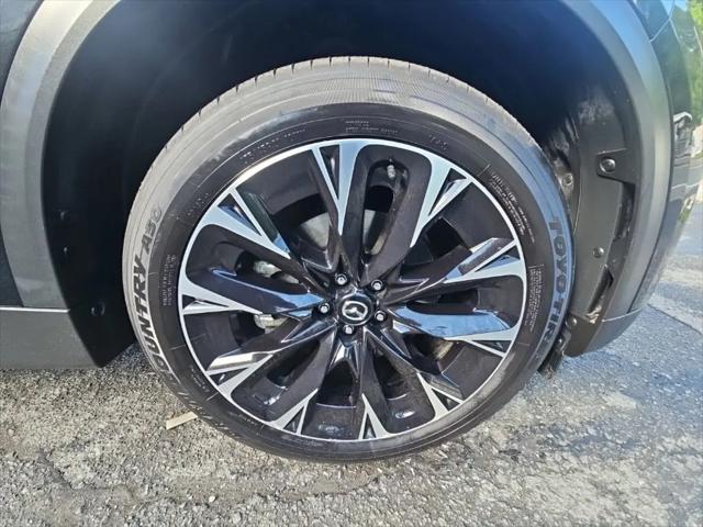 2024 Mazda X-90 Premium Plus