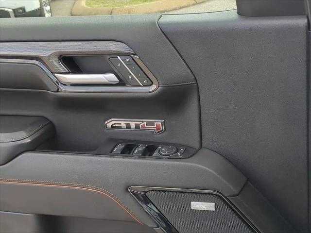 2023 GMC Sierra 1500 4WD Crew Cab Short Box AT4