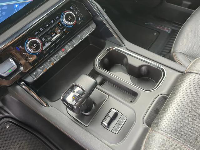 2023 GMC Sierra 1500 4WD Crew Cab Short Box AT4