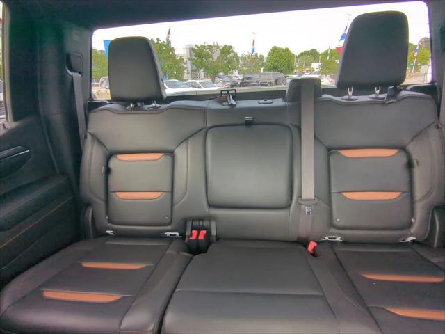 2023 GMC Sierra 1500 4WD Crew Cab Short Box AT4
