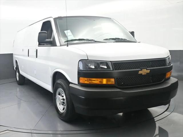 2026 Chevrolet Express Cargo Van 2500 Extended Wheelbase, WT, RWD