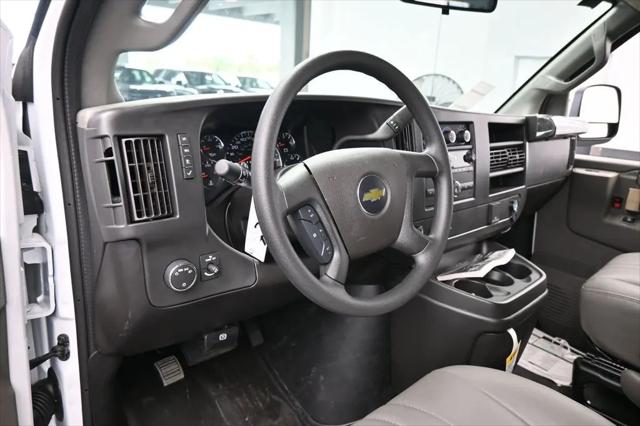 2026 Chevrolet Express Cargo Van 2500 Extended Wheelbase, WT, RWD