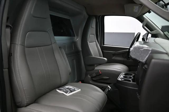 2026 Chevrolet Express Cargo Van 2500 Extended Wheelbase, WT, RWD