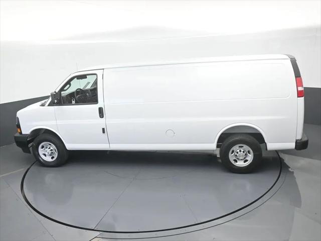 2026 Chevrolet Express Cargo Van 2500 Extended Wheelbase, WT, RWD