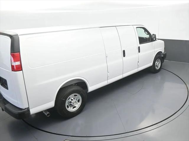 2026 Chevrolet Express Cargo Van 2500 Extended Wheelbase, WT, RWD