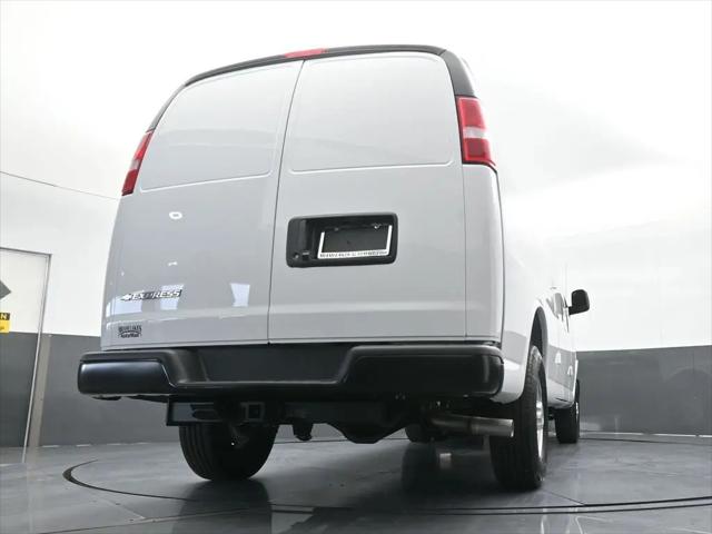 2026 Chevrolet Express Cargo Van 2500 Extended Wheelbase, WT, RWD