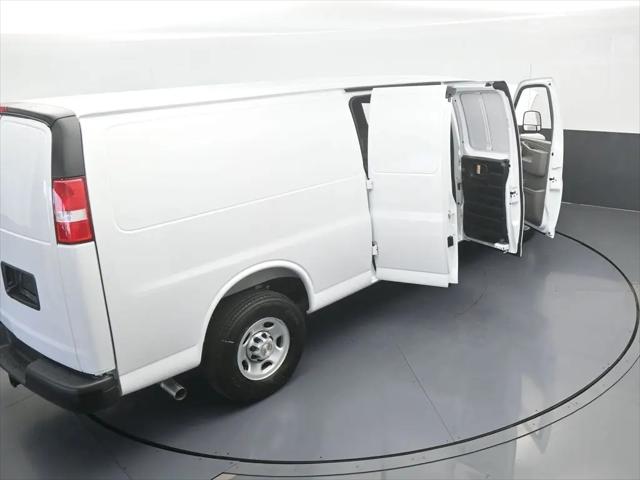 2026 Chevrolet Express Cargo Van 2500 Extended Wheelbase, WT, RWD