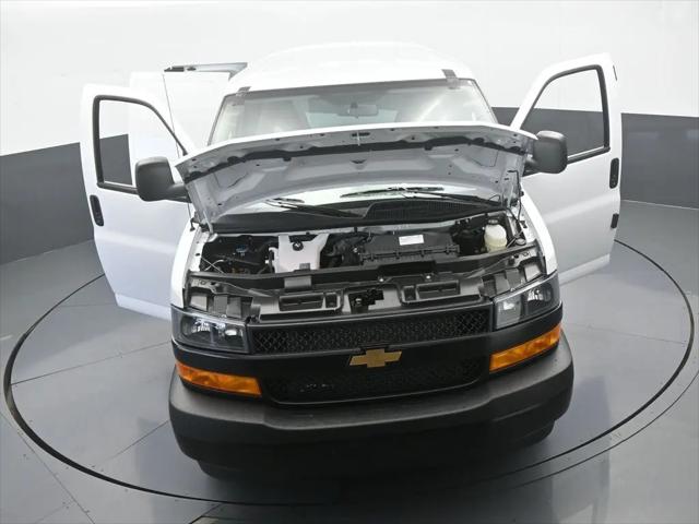 2026 Chevrolet Express Cargo Van 2500 Extended Wheelbase, WT, RWD
