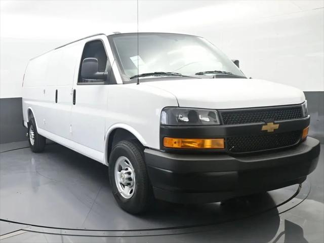 2026 Chevrolet Express Cargo Van 2500 Extended Wheelbase, WT, RWD