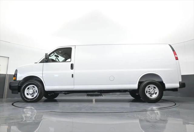 2026 Chevrolet Express Cargo Van 2500 Extended Wheelbase, WT, RWD