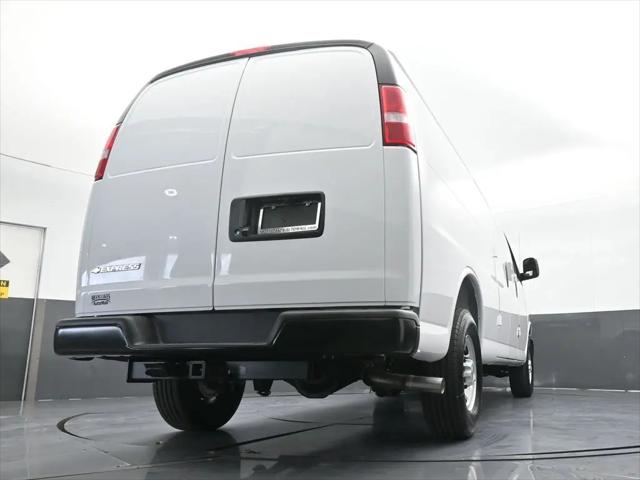 2026 Chevrolet Express Cargo Van 2500 Extended Wheelbase, WT, RWD